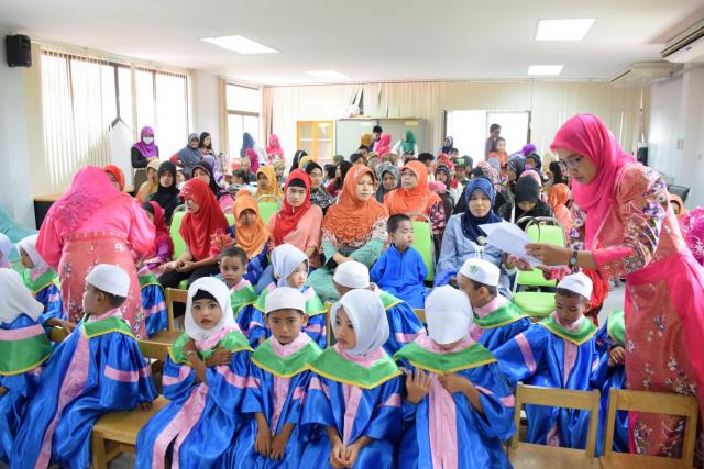 โครงการสายใยผูกพันธ์ ประจำปี 2558